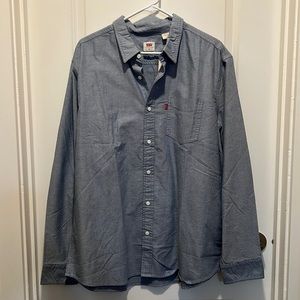 NWT Men’s Levi’s chambray button up